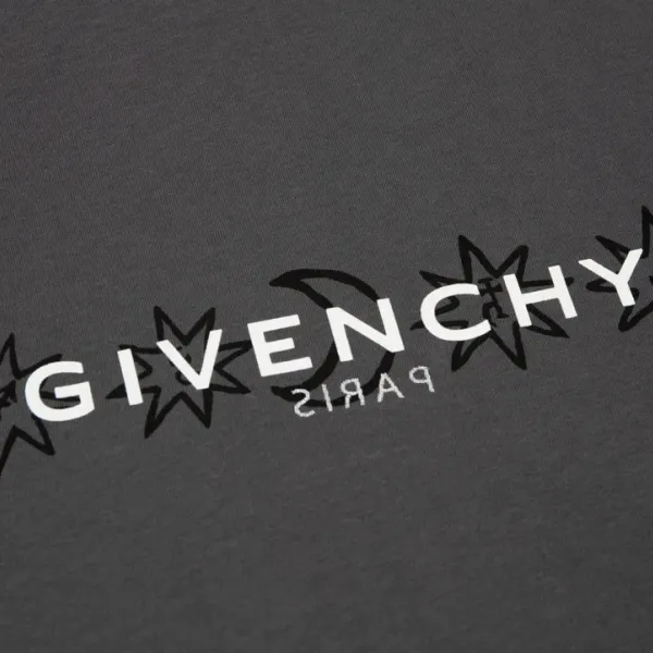 【2026】【GIVENCHY 公式旗艦店】ジバンシー Tシャツご好評に付き再入荷 240803 【2026】【GIVENCHY 公式旗艦店】ジバンシー Tシャツご好評に付き再入荷 240803
