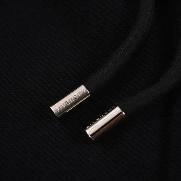 【2026】【GIVENCHY 公式旗艦店】ジバンシー ショートパンツご好評に付き再入荷 240803 【2026】【GIVENCHY 公式旗艦店】ジバンシー ショートパンツご好評に付き再入荷 240803