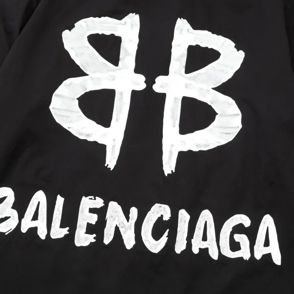 【2026】【BALENCIAGA 公式旗艦店】バレンシアガ シャツ ご好評に付き再入荷 240802 【2026】【BALENCIAGA 公式旗艦店】バレンシアガ シャツ ご好評に付き再入荷 240802