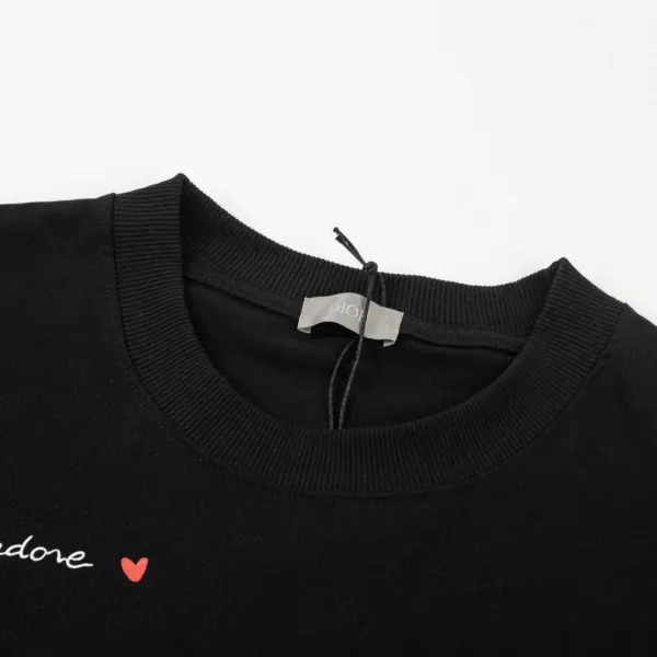【2026】【DIOR 公式旗艦店】ディオール  Tシャツ ご好評に付き再入荷！