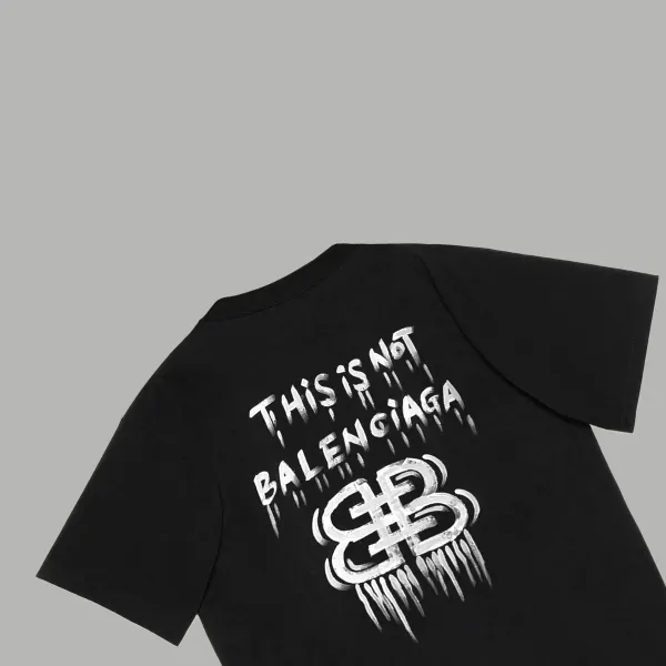 【2026】【BALENCIAGA 公式旗艦店】バレンシアガ Tシャツ ご好評に付き再入荷 240731 【2026】【BALENCIAGA 公式旗艦店】バレンシアガ Tシャツ ご好評に付き再入荷 240731