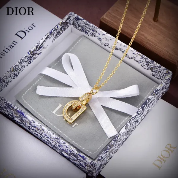 【2026】【DIOR】ネックレス、新しいネックレス万能シンプルファッションオーナメント 240730 【2026】【DIOR】ネックレス、新しいネックレス万能シンプルファッションオーナメント 240730