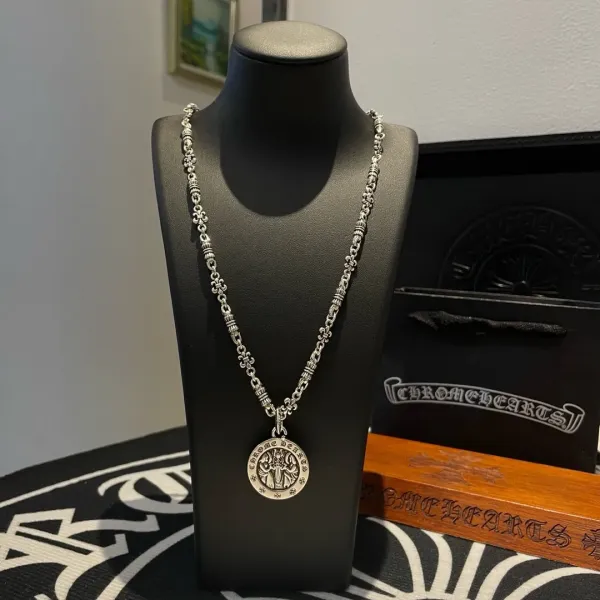 【2026】【CHROME HEARTS】ネックレス、新しいネックレス万能シンプルファッションオーナメント 240727