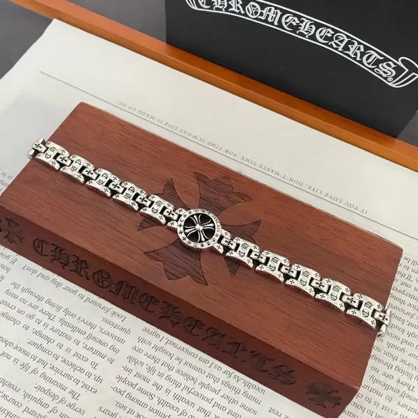 【2026】【CHROME HEARTS】ブレスレット ファッションオールマッチ 240727 【2026】【CHROME HEARTS】ブレスレット ファッションオールマッチ 240727