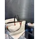 【2026】【CHANEL 公式旗艦店】シャネル ハンドバッグ 当日出荷 好評に付き再入荷!42*31CM 240723 【2026】【CHANEL 公式旗艦店】シャネル ハンドバッグ 当日出荷 好評に付き再入荷!42*31CM 240723