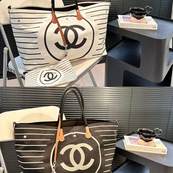 【2026】【CHANEL 公式旗艦店】シャネル ハンドバッグ 当日出荷 好評に付き再入荷!42*31CM 240723 【2026】【CHANEL 公式旗艦店】シャネル ハンドバッグ 当日出荷 好評に付き再入荷!42*31CM 240723