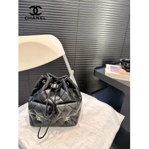 【2026】【CHANEL 公式旗艦店】シャネル リュックサック 当日出荷 好評に付き再入荷！20*22CM  240723
