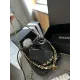 【2026】【CHANEL 公式旗艦店】シャネル 斜めがけバッグ 当日出荷 好評に付き再入荷！20CM  240723