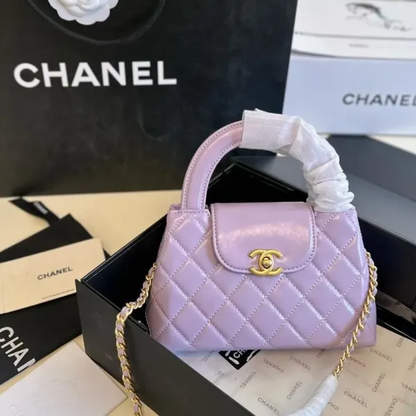 【2026】【CHANEL 公式旗艦店】シャネル 斜めがけバッグ 当日出荷 好評に付き再入荷!19*12CM 240723 【2026】【CHANEL 公式旗艦店】シャネル 斜めがけバッグ 当日出荷 好評に付き再入荷!19*12CM 240723