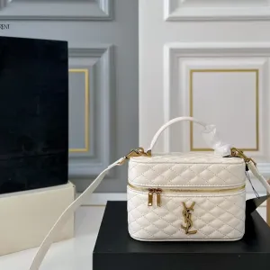 【2026】【YSL SAINT LAURENT 公式旗艦店】サンローラン 斜めがけバッグ 当日出荷 好評に付き再入荷!18*12CM 240722 【2026】【YSL SAINT LAURENT 公式旗艦店】サンローラン 斜めがけバッグ 当日出荷 好評に付き再入荷!18*12CM 240722