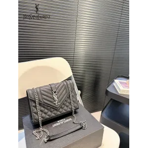【2026】【YSL SAINT LAURENT 公式旗艦店】サンローラン 斜めがけバッグ 当日出荷 好評に付き再入荷!21*15CM 240722 【2026】【YSL SAINT LAURENT 公式旗艦店】サンローラン 斜めがけバッグ 当日出荷 好評に付き再入荷!21*15CM 240722