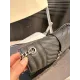 【2026】【YSL SAINT LAURENT 公式旗艦店】サンローラン 斜めがけバッグ 当日出荷 好評に付き再入荷!21*15CM 240722 【2026】【YSL SAINT LAURENT 公式旗艦店】サンローラン 斜めがけバッグ 当日出荷 好評に付き再入荷!21*15CM 240722