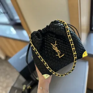 【2026】【YSL SAINT LAURENT 公式旗艦店】サンローラン 斜めがけバッグ 当日出荷 好評に付き再入荷!25*5*13CM 240722 【2026】【YSL SAINT LAURENT 公式旗艦店】サンローラン 斜めがけバッグ 当日出荷 好評に付き再入荷!25*5*13CM 240722