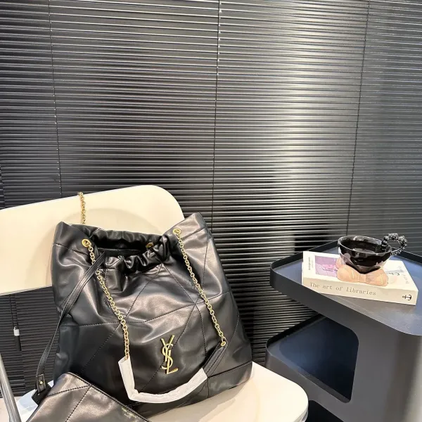 【2026】【YSL SAINT LAURENT 公式旗艦店】サンローラン ハンドバッグ 当日出荷 好評に付き再入荷!38*39CM 240722 【2026】【YSL SAINT LAURENT 公式旗艦店】サンローラン ハンドバッグ 当日出荷 好評に付き再入荷!38*39CM 240722