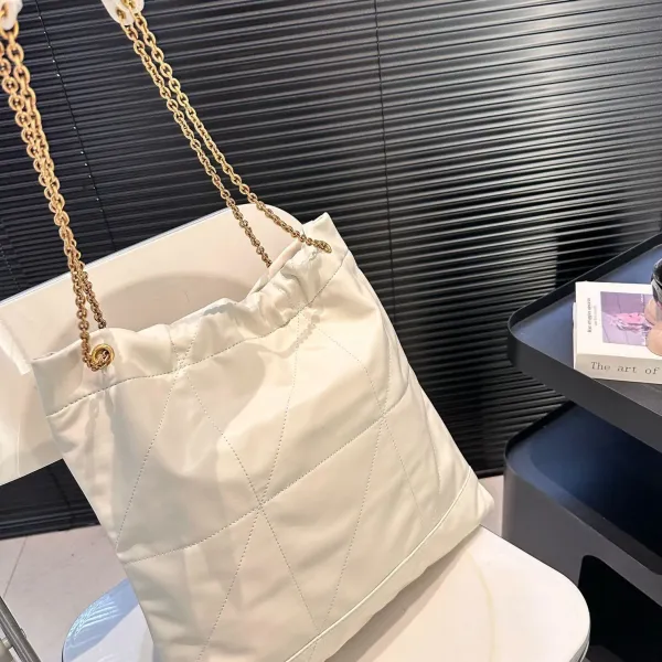 【2026】【YSL SAINT LAURENT 公式旗艦店】サンローラン ハンドバッグ 当日出荷 好評に付き再入荷!38*39CM 240722 【2026】【YSL SAINT LAURENT 公式旗艦店】サンローラン ハンドバッグ 当日出荷 好評に付き再入荷!38*39CM 240722