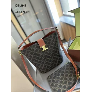 【2026】【CELINE 公式旗艦店】セリーヌ 斜めがけバッグ 当日出荷 好評に付き再入荷！18*22CM  1240723