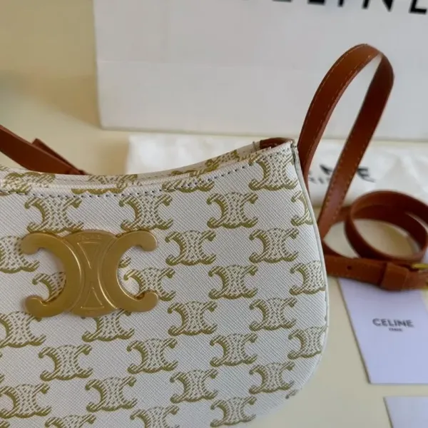 【2026】【CELINE 公式旗艦店】セリーヌ ハンドバッグ 当日出荷 好評に付き再入荷!22*13CM 1240723 【2026】【CELINE 公式旗艦店】セリーヌ ハンドバッグ 当日出荷 好評に付き再入荷!22*13CM 1240723