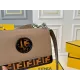 【2026】【FENDI 公式旗艦店】フェンディ 斜めがけバッグ 当日出荷 好評に付き再入荷!25*18CM 240720 【2026】【FENDI 公式旗艦店】フェンディ 斜めがけバッグ 当日出荷 好評に付き再入荷!25*18CM 240720