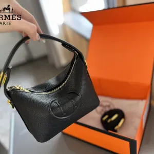 【2026】【Hermès 公式旗艦店】エルメス ハンドバッグ 当日出荷 好評に付き再入荷!18CM 240724 【2026】【Hermès 公式旗艦店】エルメス ハンドバッグ 当日出荷 好評に付き再入荷!18CM 240724