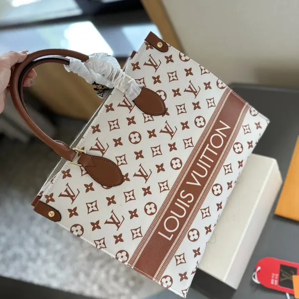 【2026】LV【LOUIS VUITTON 公式旗艦店】ルイヴィトン ハンドバッグ 当日出荷 好評に付き再入荷!35CM 1240722 【2026】LV【LOUIS VUITTON 公式旗艦店】ルイヴィトン ハンドバッグ 当日出荷 好評に付き再入荷!35CM 1240722