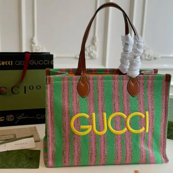 【2026】【GUCCI 公式旗艦店】グッチ ハンドバッグ 当日出荷 好評に付き再入荷!40*28CM 240724 【2026】【GUCCI 公式旗艦店】グッチ ハンドバッグ 当日出荷 好評に付き再入荷!40*28CM 240724