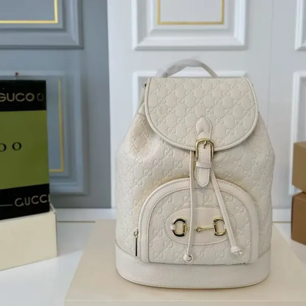 【2026】【GUCCI 公式旗艦店】グッチ リュックサック 当日出荷 好評に付き再入荷!27*36CM 240724 【2026】【GUCCI 公式旗艦店】グッチ リュックサック 当日出荷 好評に付き再入荷!27*36CM 240724