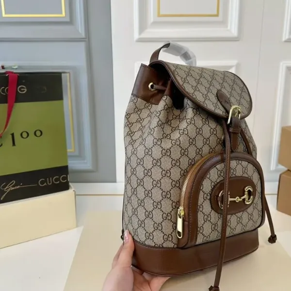 【2026】【GUCCI 公式旗艦店】グッチ リュックサック 当日出荷 好評に付き再入荷!27*36CM 240724 【2026】【GUCCI 公式旗艦店】グッチ リュックサック 当日出荷 好評に付き再入荷!27*36CM 240724