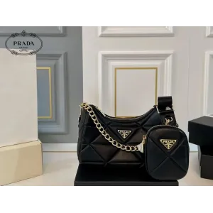【2026】【PRADA  公式 旗艦店】プラダ  斜めがけバッグ 当日出荷 好評に付き再入荷！26*13CM 240719
