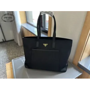 【2026】【PRADA  公式 旗艦店】プラダ   ハンドバッグ当日出荷 好評に付き再入荷！37*32CM  240719