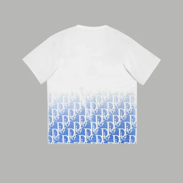 【2026】【DIOR 公式旗艦店】ディオール Tシャツ ご好評に付き再入荷 240718 【2026】【DIOR 公式旗艦店】ディオール Tシャツ ご好評に付き再入荷 240718