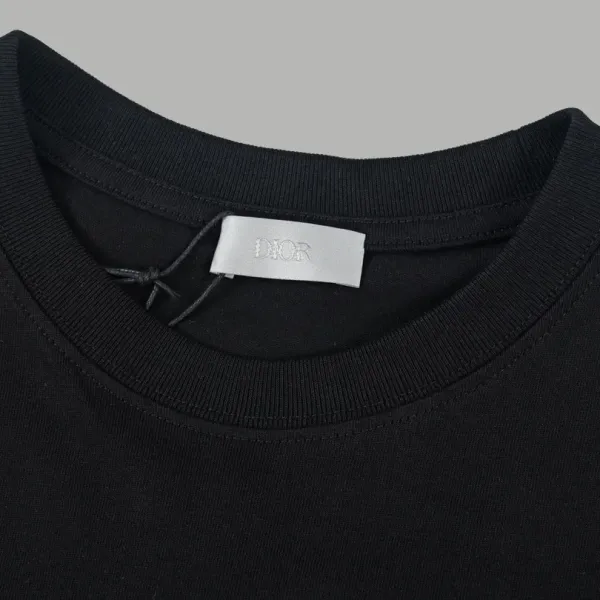 【2026】【DIOR 公式旗艦店】ディオール Tシャツ ご好評に付き再入荷 240718 【2026】【DIOR 公式旗艦店】ディオール Tシャツ ご好評に付き再入荷 240718