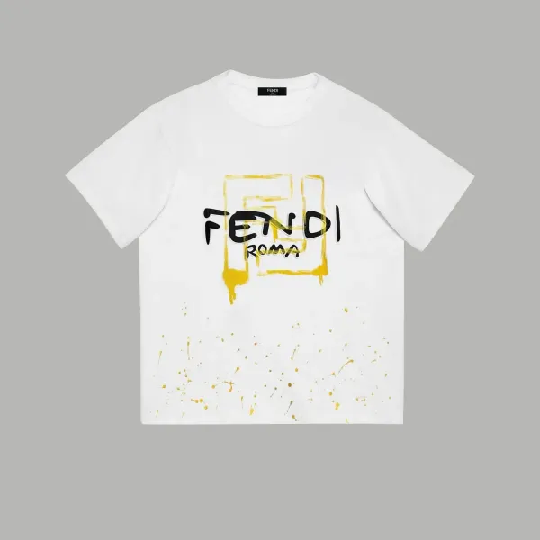 【2026】【FENDI 公式旗艦店】フェンディ   Tシャツ ご好評に付き再入荷 240717