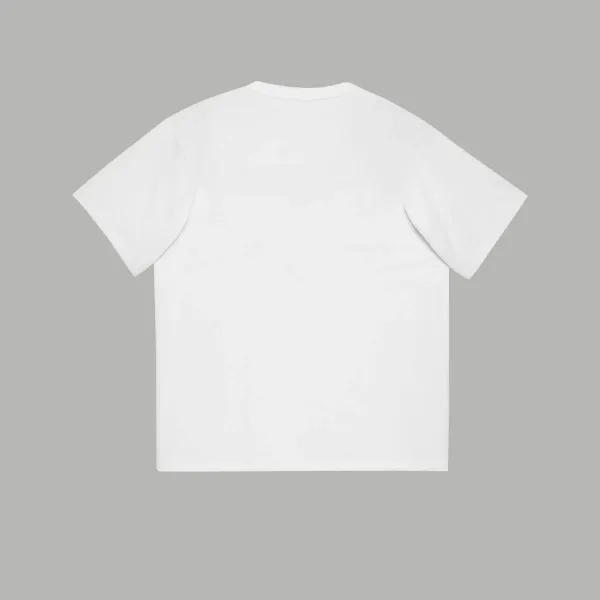 【2026】【FENDI 公式旗艦店】フェンディ   Tシャツ ご好評に付き再入荷 240717