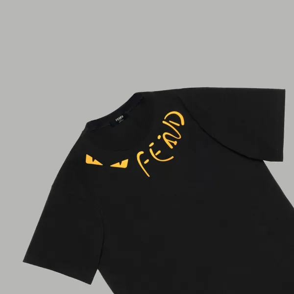 【2026】【FENDI 公式旗艦店】フェンディ   Tシャツ ご好評に付き再入荷 240717