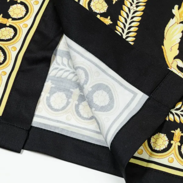 【2026】【VERSACE 公式旗艦店】ヴェルサーチ シャツ ご好評に付き再入荷 240716 【2026】【VERSACE 公式旗艦店】ヴェルサーチ シャツ ご好評に付き再入荷 240716