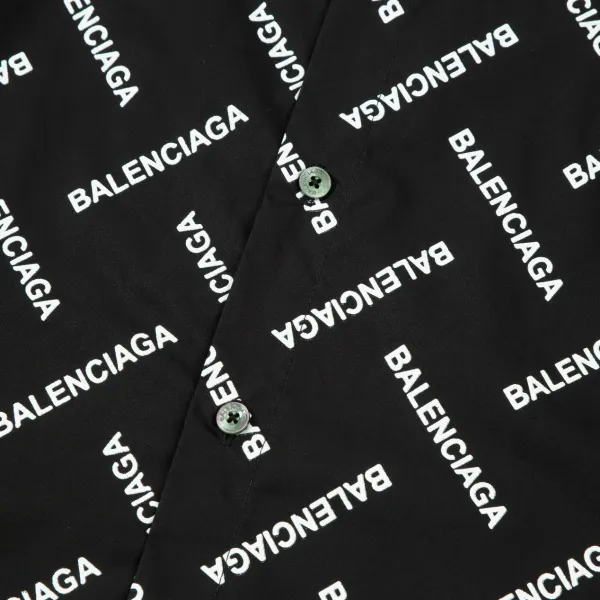 【2026】【BALENCIAGA 公式旗艦店】バレンシアガ  シャツ  ご好評に付き再入荷 240715