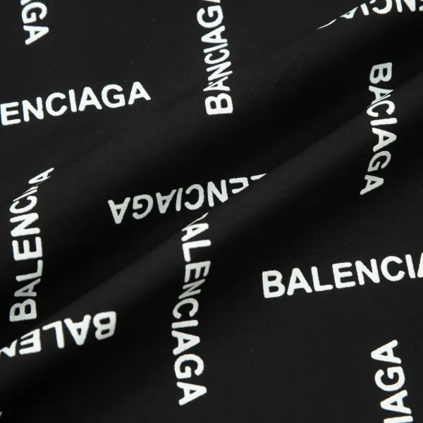 【2026】【BALENCIAGA 公式旗艦店】バレンシアガ  シャツ  ご好評に付き再入荷 240715