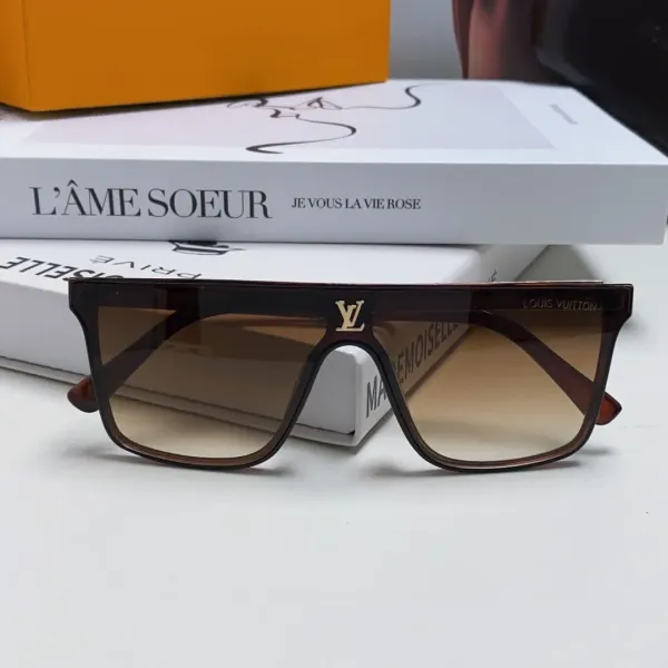 【2026】LV LOUIS VUITTON(ルイヴィトン) サングラス 24706 【2026】LV LOUIS VUITTON(ルイヴィトン) サングラス 24706