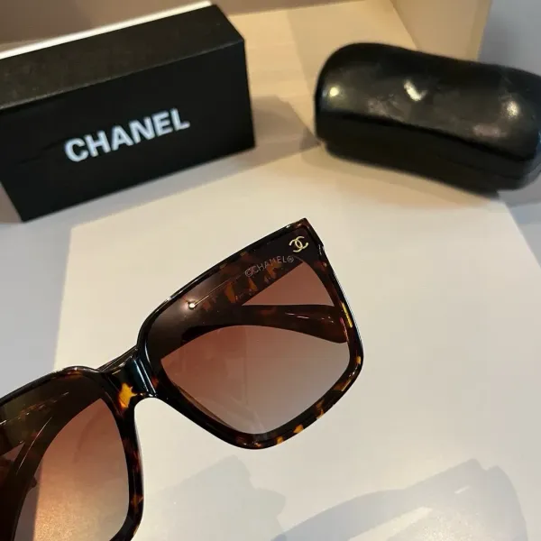 【2026】CHANEL( シャネル) サングラス 2475