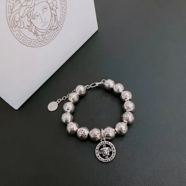 【2026】【VERSACE】ブレスレット、ファッションシンプルなスタイル 2474 【2026】【VERSACE】ブレスレット、ファッションシンプルなスタイル 2474