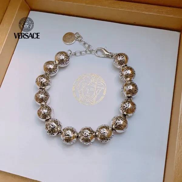 【2026】【VERSACE】ブレスレット、ファッションシンプルなスタイル 2474 【2026】【VERSACE】ブレスレット、ファッションシンプルなスタイル 2474