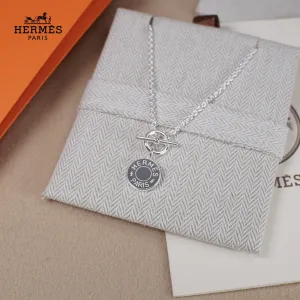 【2026】【 HERMES】ネックレス、新しいネックレス万能シンプルファッションオーナメント 2473 【2026】【 HERMES】ネックレス、新しいネックレス万能シンプルファッションオーナメント 2473