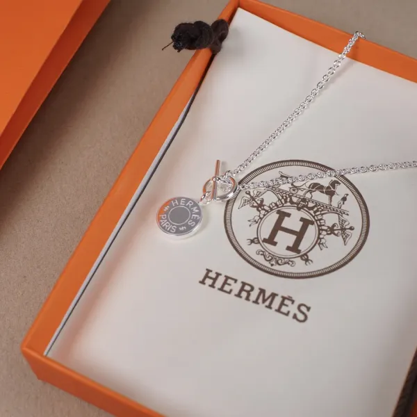 【2026】【 HERMES】ネックレス、新しいネックレス万能シンプルファッションオーナメント 2473 【2026】【 HERMES】ネックレス、新しいネックレス万能シンプルファッションオーナメント 2473