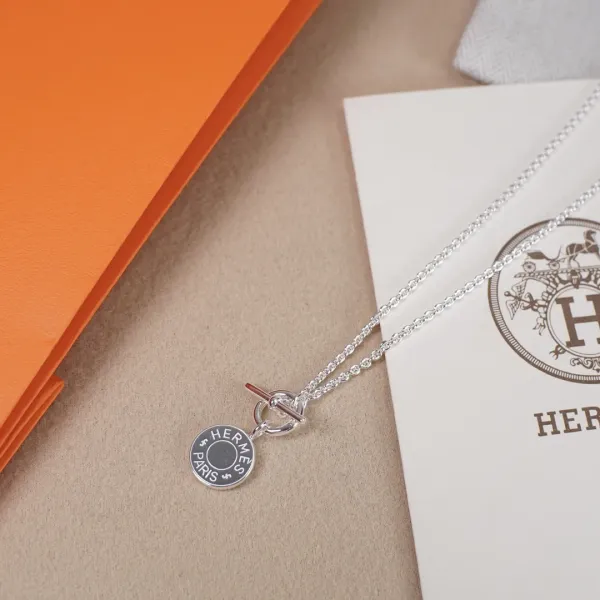 【2026】【 HERMES】ネックレス、新しいネックレス万能シンプルファッションオーナメント 2473 【2026】【 HERMES】ネックレス、新しいネックレス万能シンプルファッションオーナメント 2473