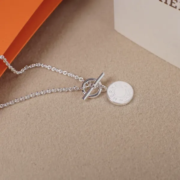 【2026】【 HERMES】ネックレス、新しいネックレス万能シンプルファッションオーナメント 2473 【2026】【 HERMES】ネックレス、新しいネックレス万能シンプルファッションオーナメント 2473