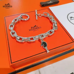 【2026】【HERMES】ブレスレット、ファッションシンプルなスタイル 2473 【2026】【HERMES】ブレスレット、ファッションシンプルなスタイル 2473