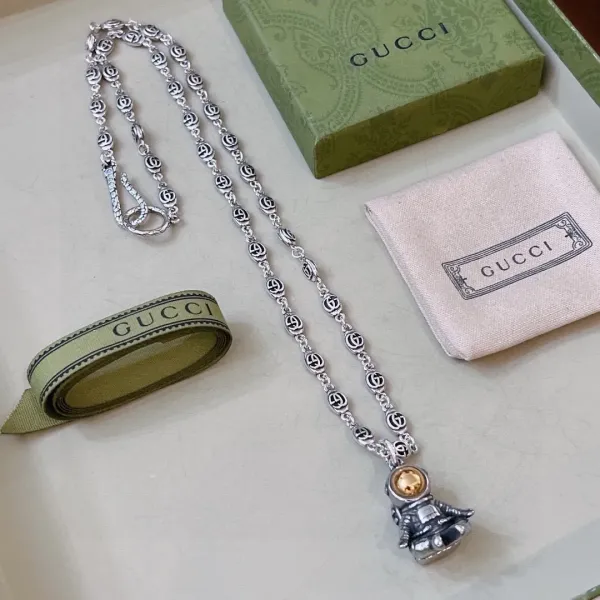 【2026】【GUCCI】ネックレス、新しいネックレス万能シンプルファッションオーナメント 2474 【2026】【GUCCI】ネックレス、新しいネックレス万能シンプルファッションオーナメント 2474
