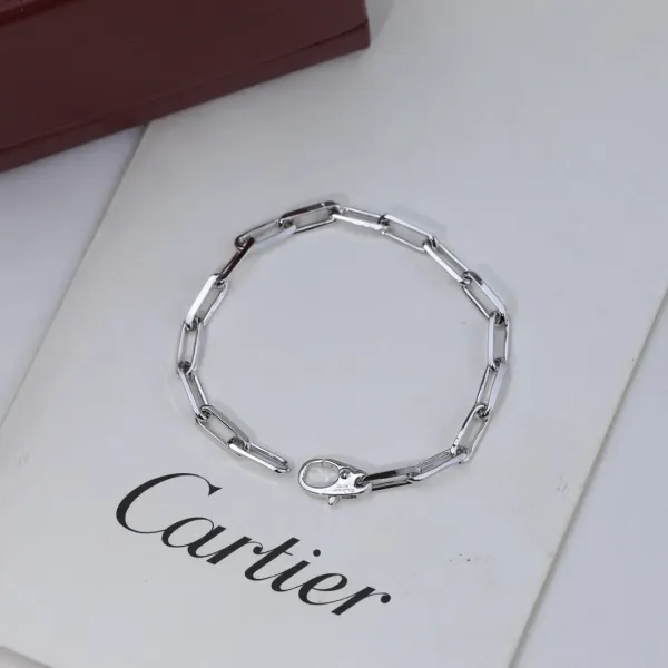 【2026】【CARTIER】ブレスレット、ファッションシンプルなスタイル 2472 【2026】【CARTIER】ブレスレット、ファッションシンプルなスタイル 2472