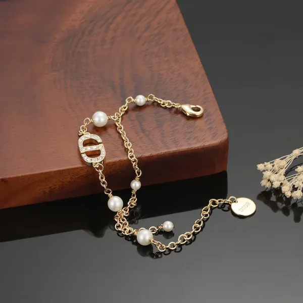 【2026】【DIOR】ブレスレット、ファッションシンプルなスタイル 2473 【2026】【DIOR】ブレスレット、ファッションシンプルなスタイル 2473