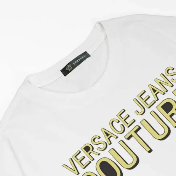 【2026】【VERSACE 公式旗艦店】ヴェルサーチ Tシャツご好評に付き再入荷 24628 【2026】【VERSACE 公式旗艦店】ヴェルサーチ Tシャツご好評に付き再入荷 24628